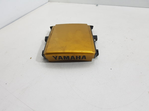 Yamaha TDM 850 96/00  Achter Zijkuip Sluiter Goud